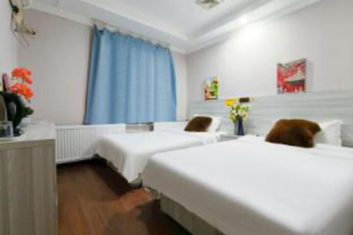 Room 22 of 23
