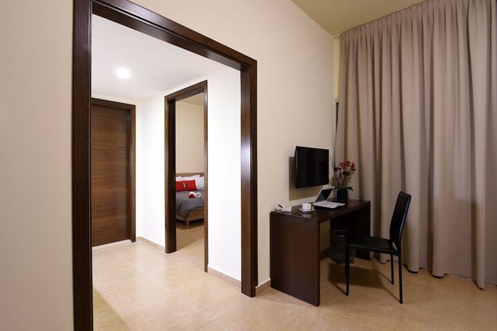 Room 25 of 69