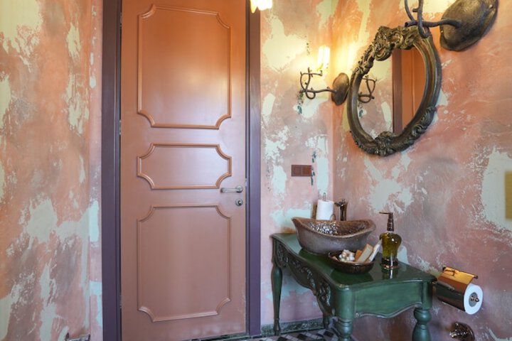 Room 74 of 171