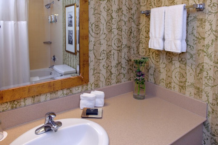 Room 16 of 75