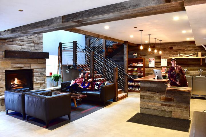 Hotel Interior 8 of 137