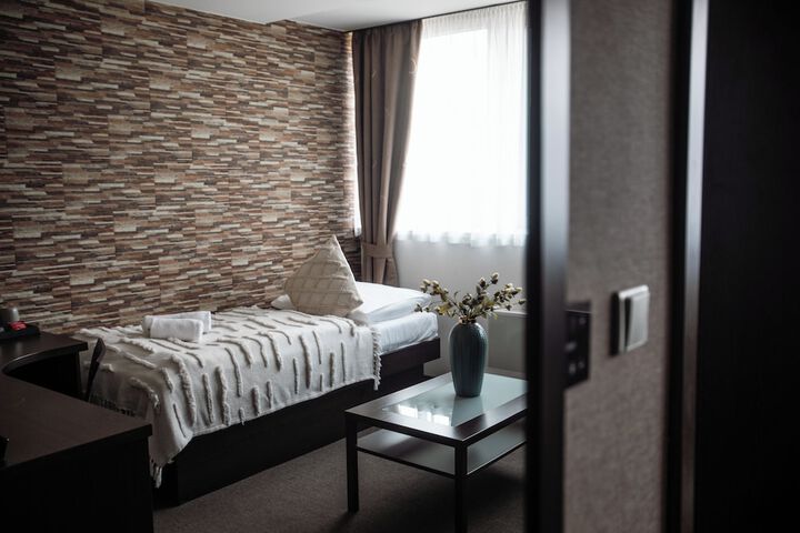 Room 21 of 70
