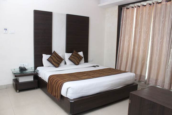 Room 5 of 47