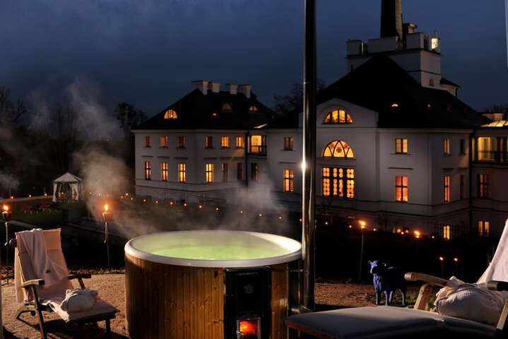 Steam room