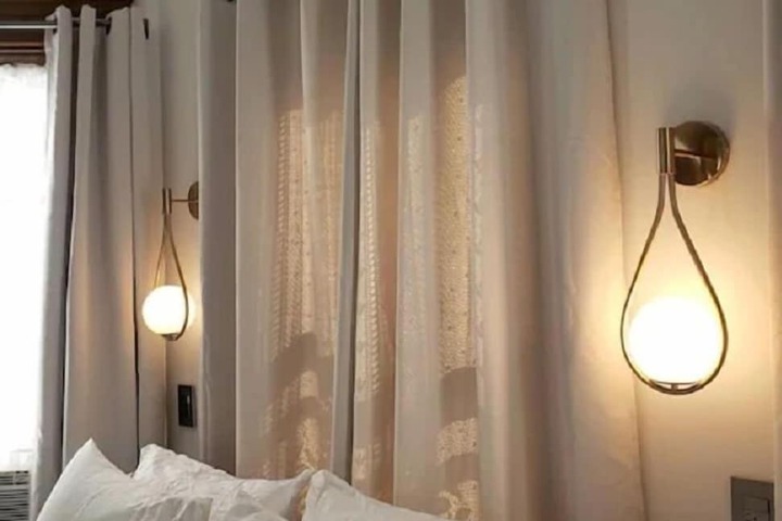 Room 11 of 46