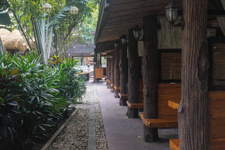 Hotel Exterior 58 of 75