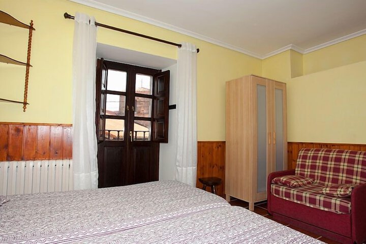 Room 4 of 23