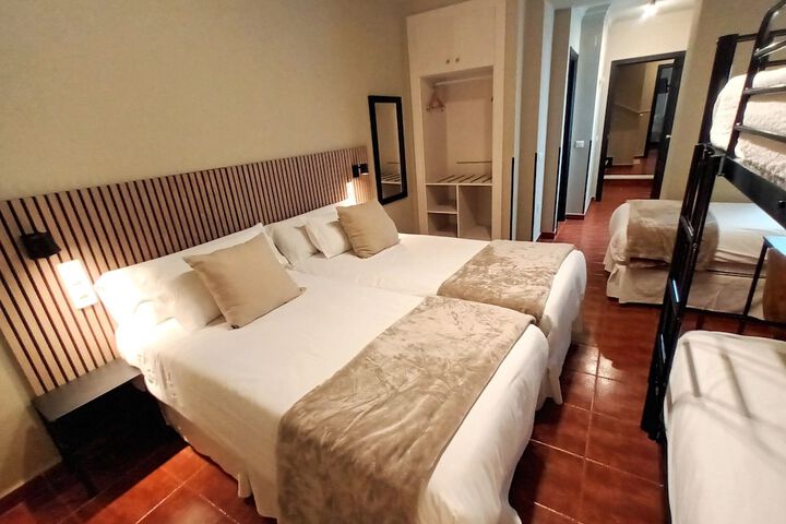 Room 13 of 46