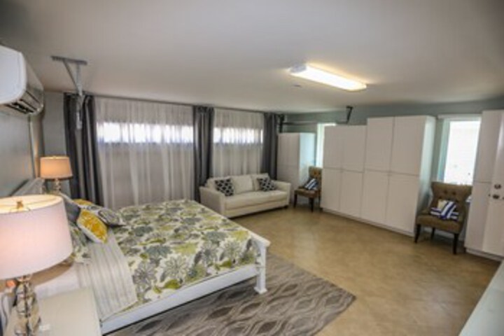 Room 53 of 53