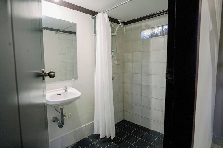 Room 49 of 72