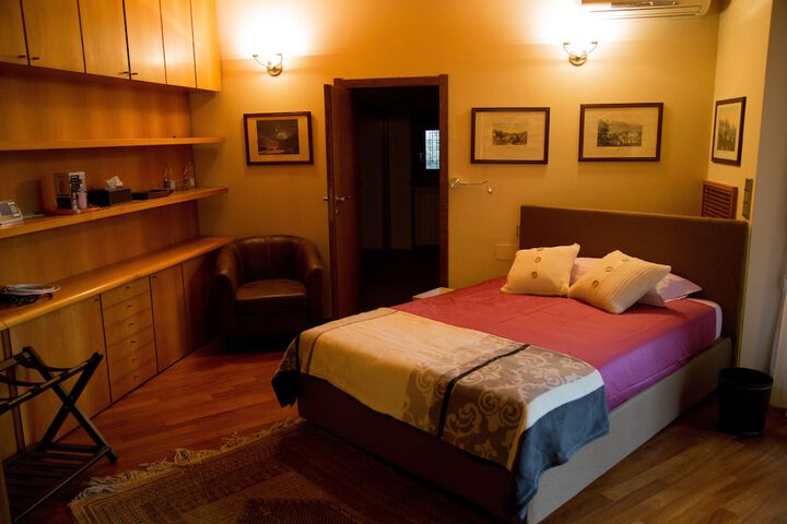 Room 13 of 45