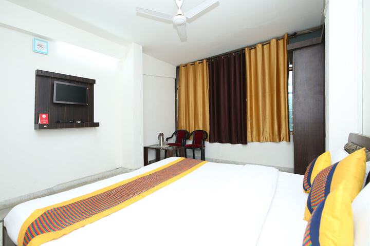 Room 18 of 24