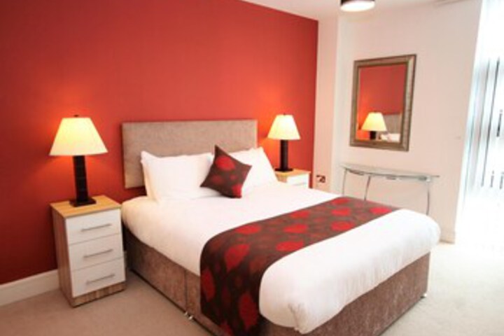 Room 125 of 141