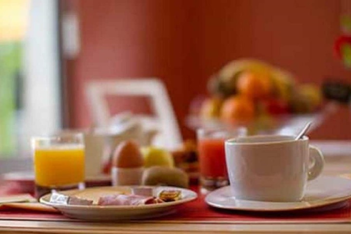 Breakfast/Coffee Service 17 of 19