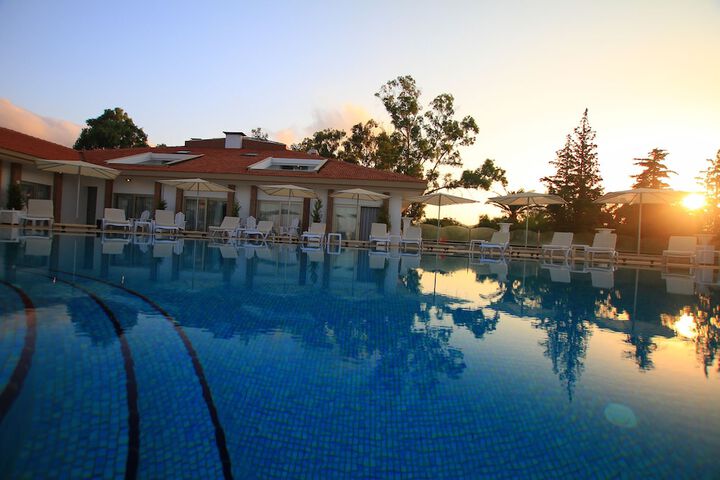 Pool 31 of 49