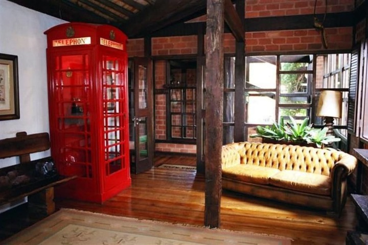 Entrance & Lobby