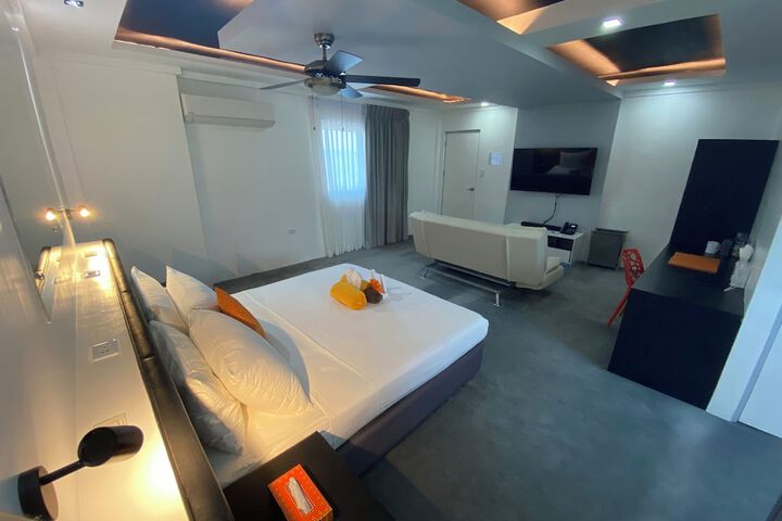 Room 79 of 403