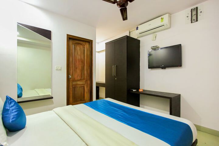 Room 15 of 21