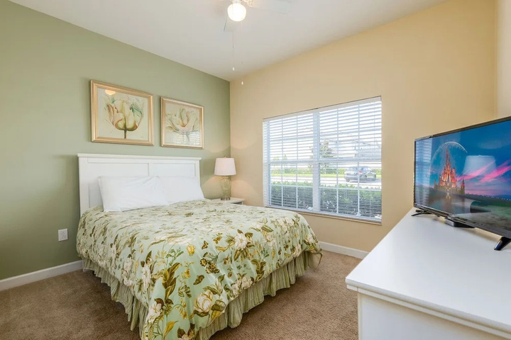 Room 4 of 17