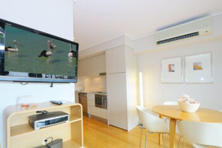 Room 5 of 22