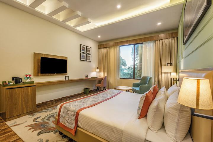 Room 12 of 21