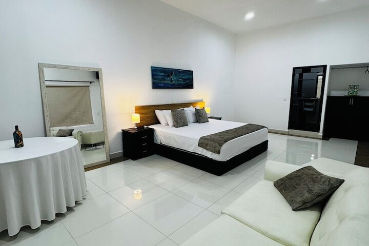 Room 43 of 94