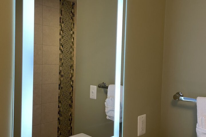 Room 144 of 285