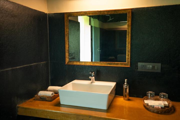 Room 20 of 51