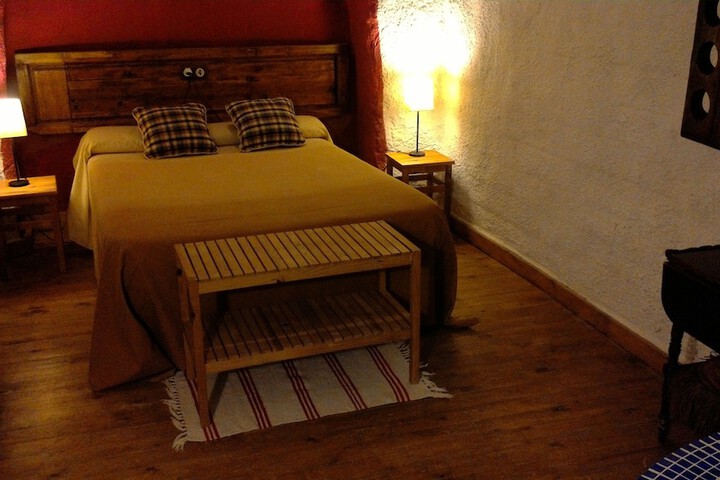 Room 13 of 40