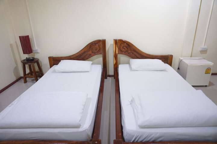 Room 10 of 49