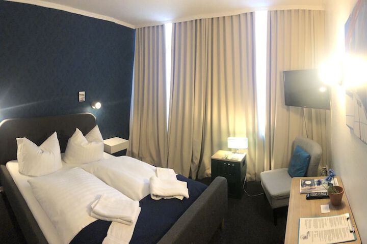Room 19 of 70