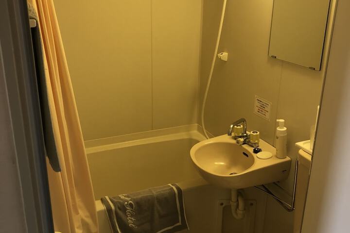 Room 18 of 44