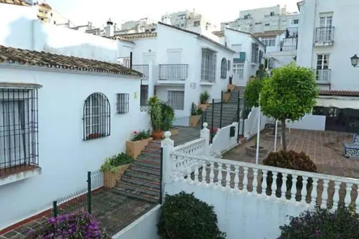 APTS. PLAYA GOLF