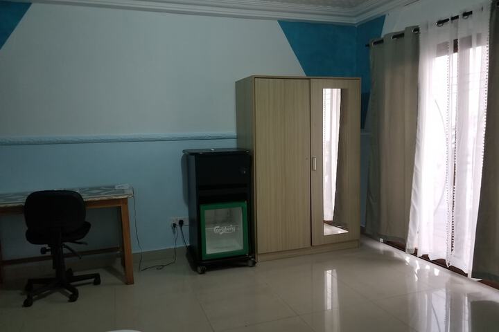 Room 12 of 71