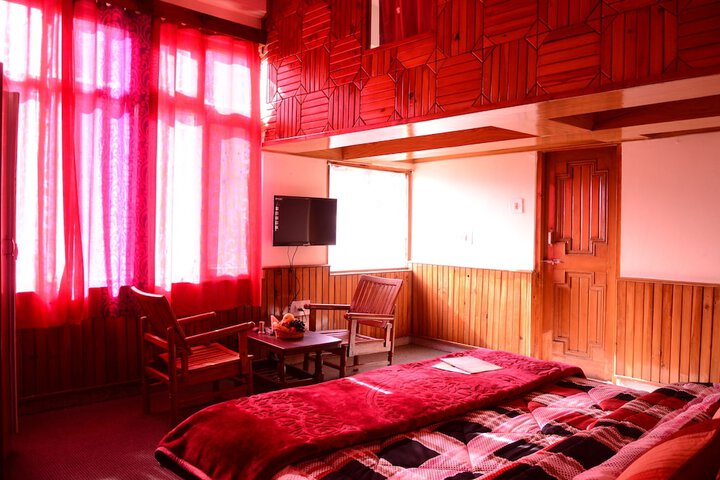 Room 22 of 87
