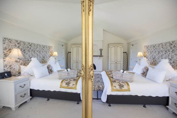 Room 4 of 67