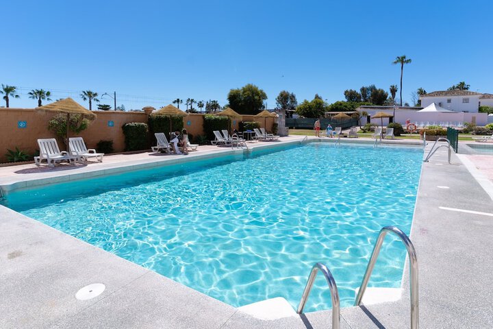 Pool Hotel