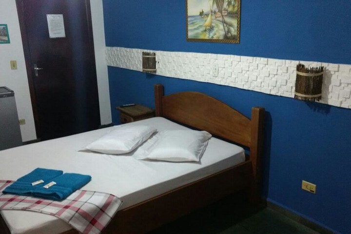 Room 10 of 22