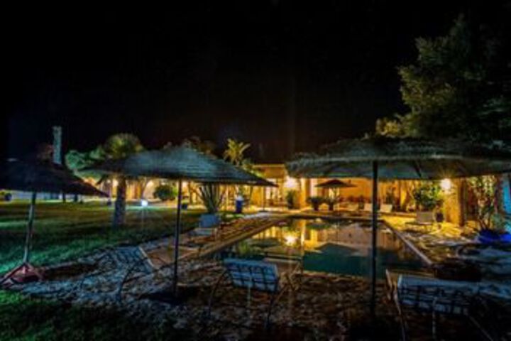 Pool 27 of 44