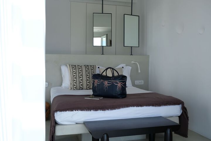 Room 40 of 145
