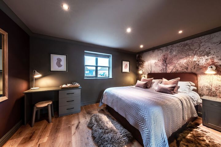 Room 14 of 63