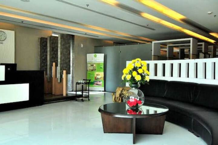 Hotel Interior 5 of 34