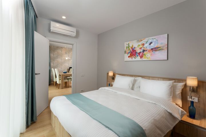 Room 5 of 36