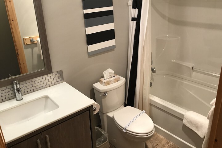 Room 74 of 102