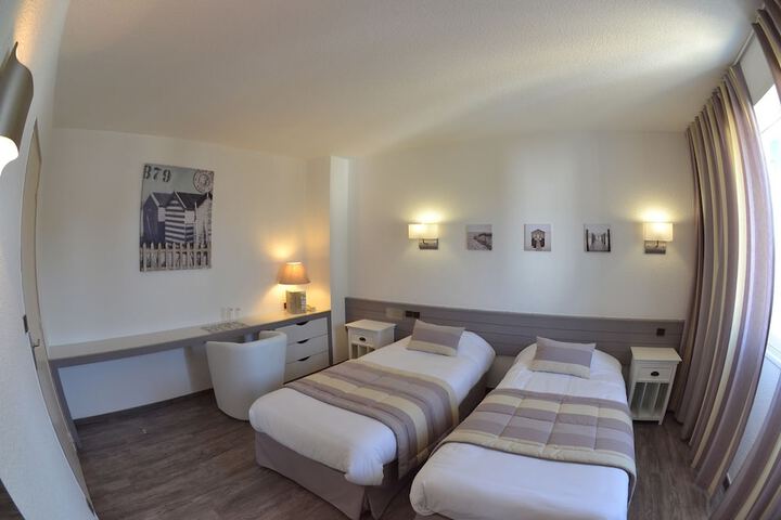 Room 3 of 19