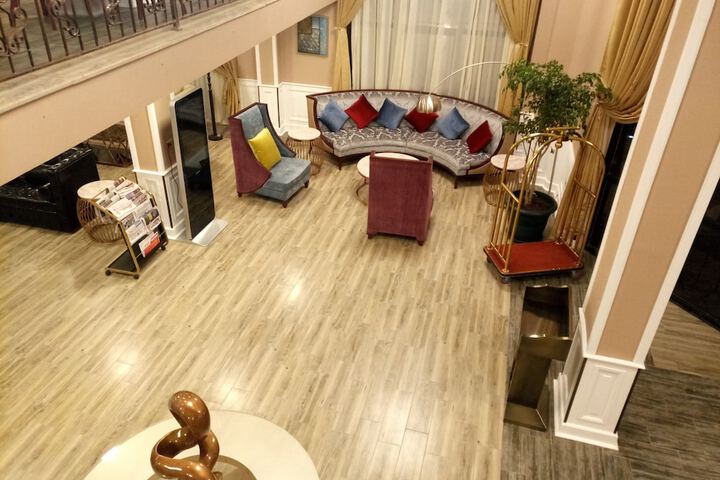Hotel 2 of 34