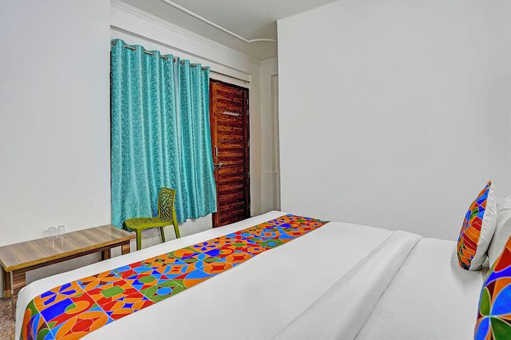 Room 15 of 26
