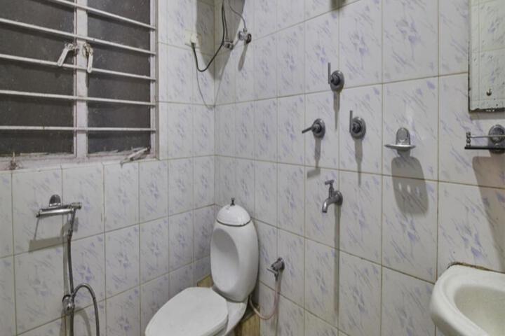 Hill Hotel Lachhung