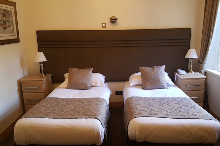 Room 11 of 79