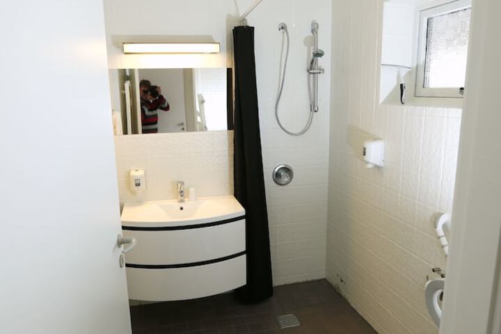 Room 6 of 23